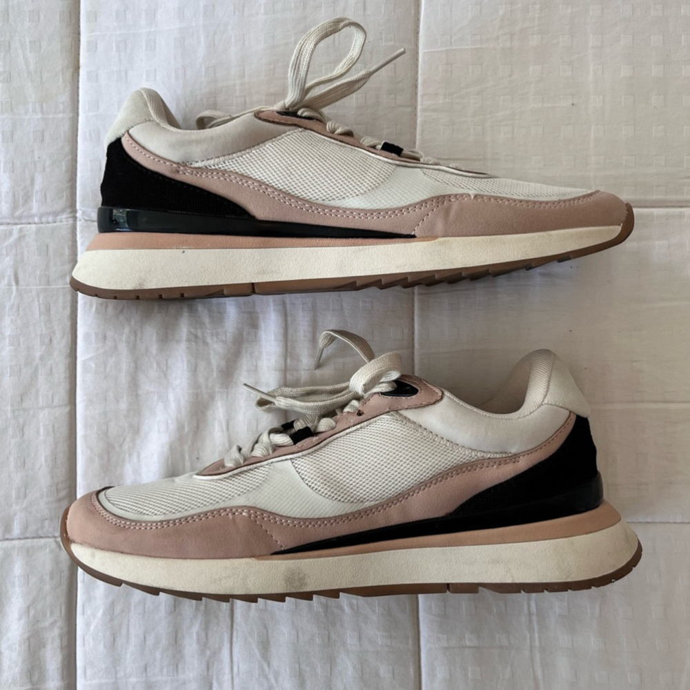 SOLD 🌙 ZARA Pale Pink, Black & White Lace-up Sneakers Size 39/US 8 - Picture 11 of 16